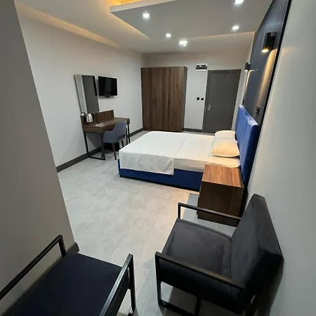 Апарт-отель Trio Palace 3*