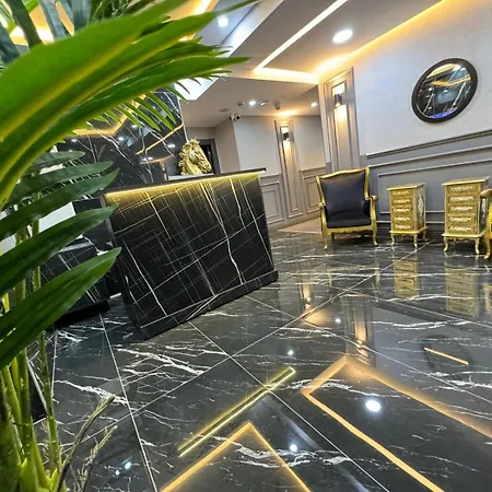 Lejlighedshotel Trio Palace 3*